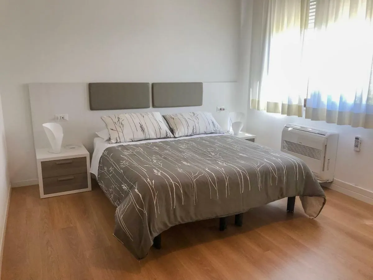 Four Rooms Guesthouse Oristano