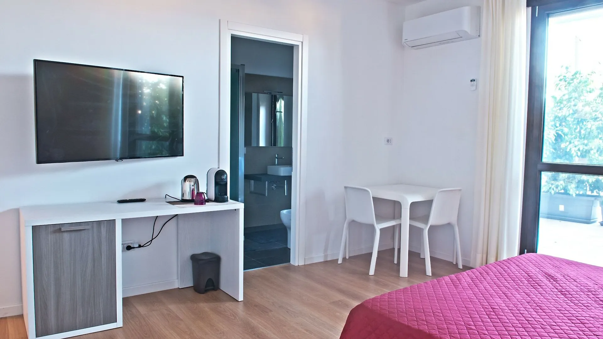 Four Rooms Guesthouse Oristano Gasthof